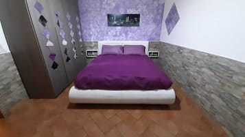 1 Schlafzimmer, BĂŒgeleisen/BĂŒgelbrett, WLAN, BettwĂ€sche