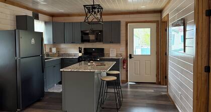 Kozy Keuka Getaway