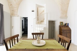 In-room dining - Casa Carducci by Wonderful Italy (Ostuni)