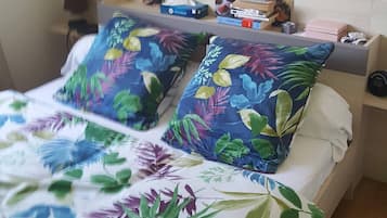 2 slaapkamers, een strijkplank/strijkijzer, wifi