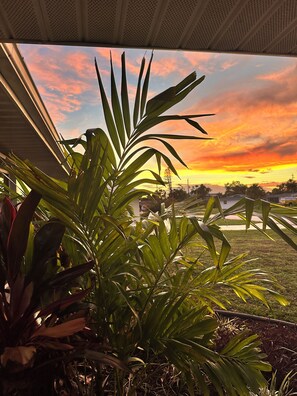 Exterior detail - Spacious 4-bedroom house with heated pool, family & pets welcomed! (Port Charlotte)