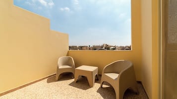 Junior Studio, Balcony, City View | Terrace/patio