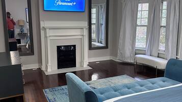 3 多间卧室、熨斗/熨衣板、WiFi、床单