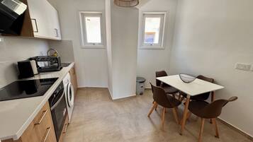 Fridge, oven, electric kettle, highchair