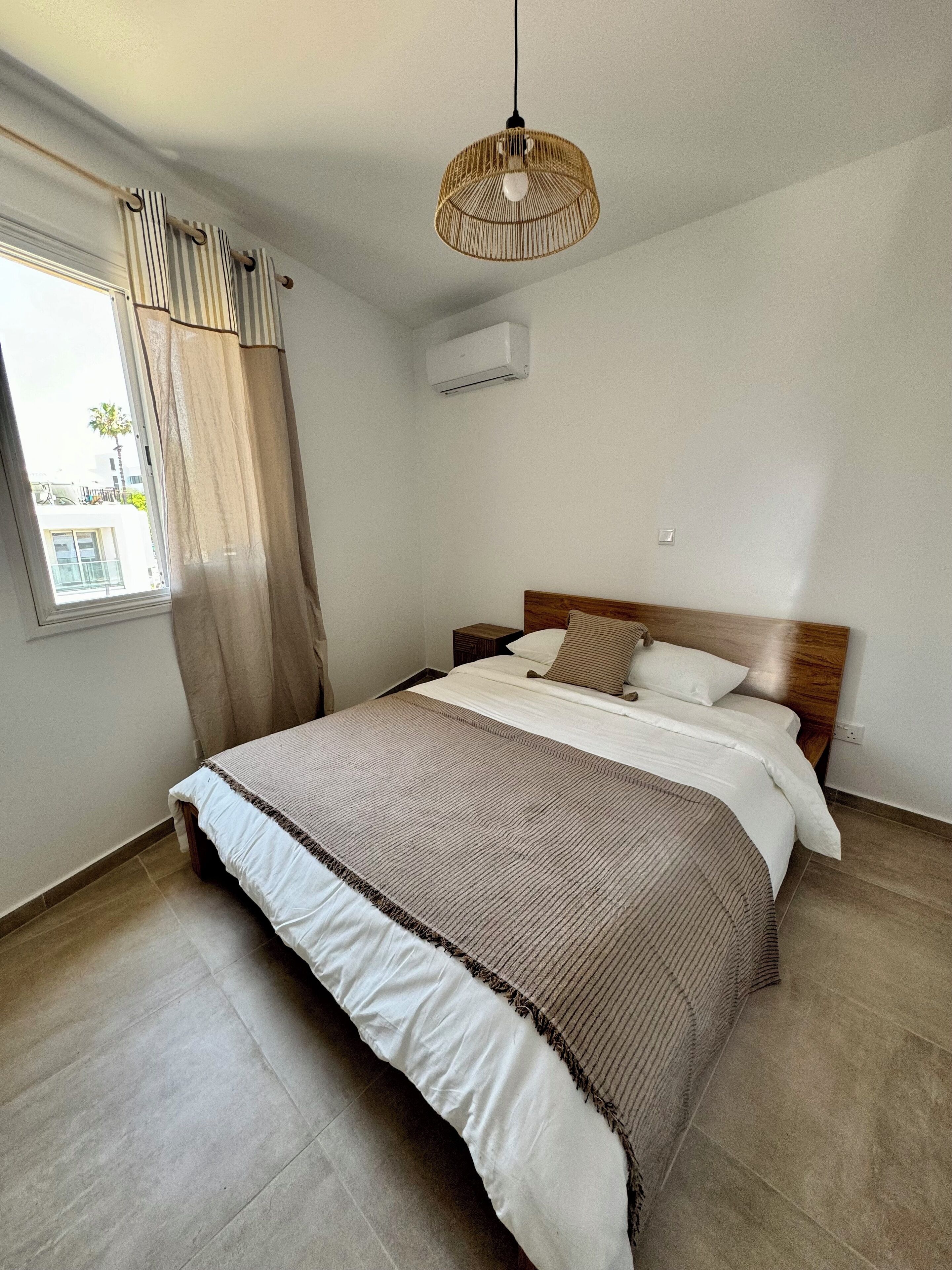 2 多间卧室、熨斗/熨衣板、WiFi、床单