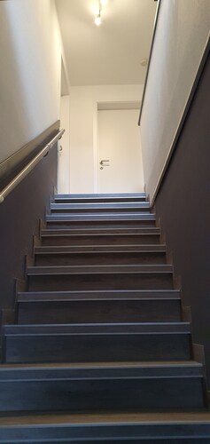 Große neu Renovierte Ferienwohnung für Max. 5 Personen in Zentrumnähe