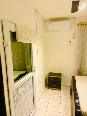 1 Schlafzimmer, Bügeleisen/Bügelbrett, kostenloses WLAN, Bettwäsche