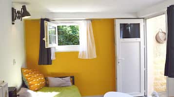 1 quarto, ferros/tĂĄbuas de passar roupa, Wi-Fi de cortesia