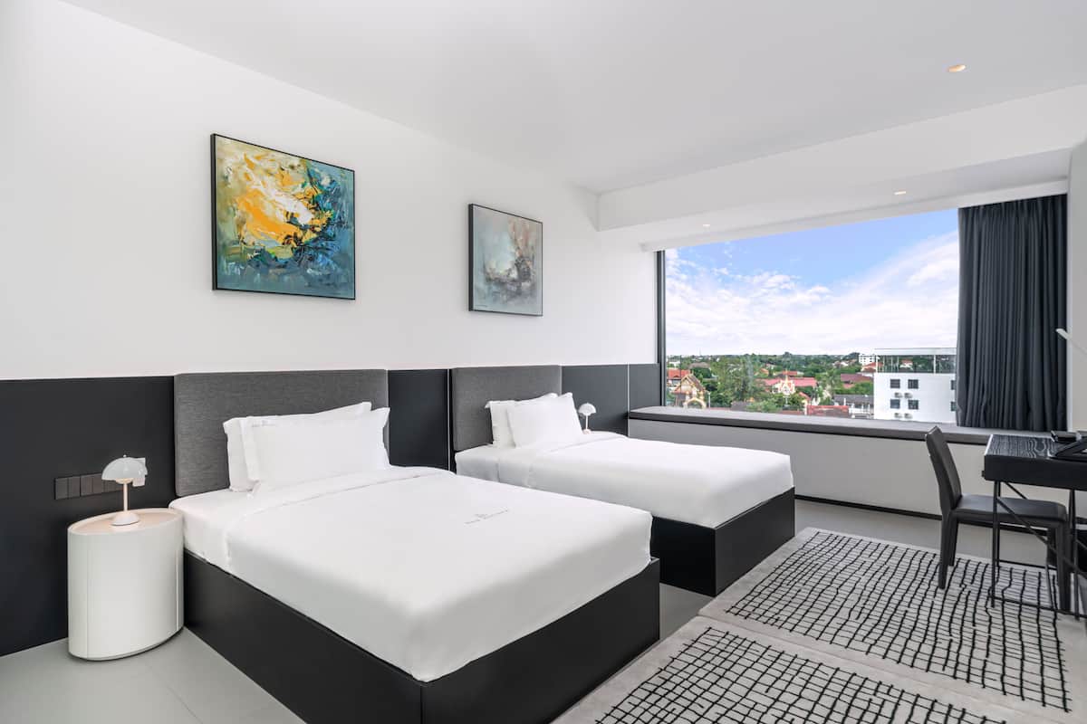 Quarto superior, vista para a cidade | 1 quarto, frigobar, cofres nos quartos, escrivaninha