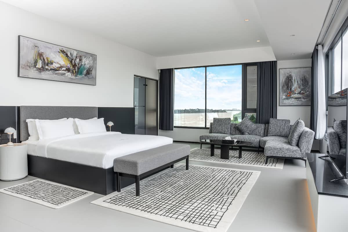 Quarto solteiro luxo | 1 quarto, frigobar, cofres nos quartos, escrivaninha
