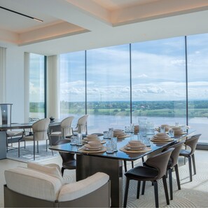 Riviera Suite Room | 1 bedroom, minibar, in-room safe, desk