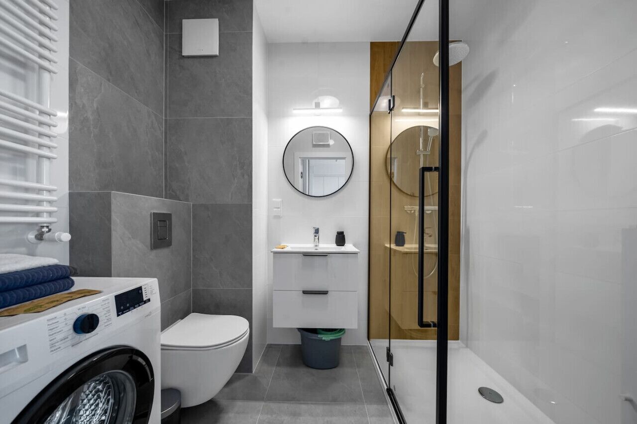 Hair dryer, towels