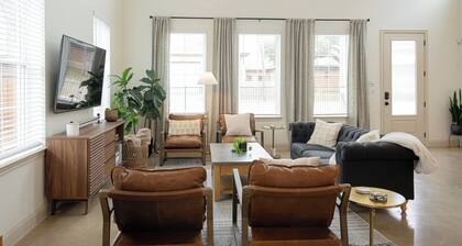 The Fitzgerald- Closest to the Silos and near Baylor