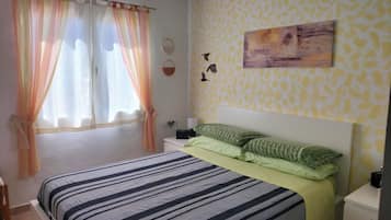 4 slaapkamers, een strijkplank/strijkijzer, wifi, beddengoed