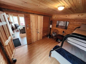 2 habitaciones, wifi gratis y ropa de cama 