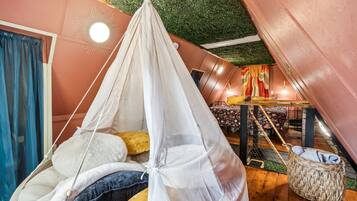 1 多间卧室、熨斗/熨衣板、WiFi、床单