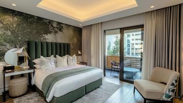 Apartamento presidencial, 4 habitaciones, acceso a la piscina, vistas al patio | Vistas al jardín