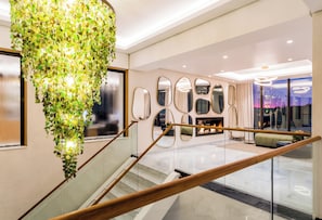 Sauna, höyrysauna, turkkilainen sauna, vartalohoitoja, aromaterapiaa