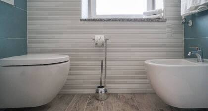 Nonna Carmela Holiday House - Matrimoniale con Balcone Privato