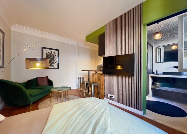 1 bedroom, WiFi, bed sheets - Cosy Studio Proche du "jardin des Plantes" Paris 5eme (Paris)