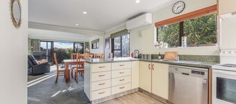 Moetapu Magic - Marlborough Sounds Holiday Home