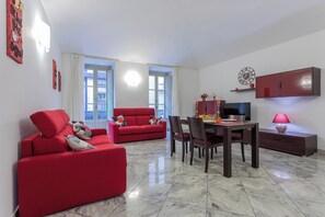 Apartment, Balcony | Living area | 35-inch TV with digital channels - Carlo Alberto House by Wonderful Italy (Turin)