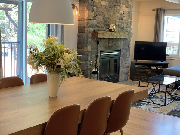 Interior - In the center of Tremblant's Old Village, opposite the covered park. (Mont-Tremblant)