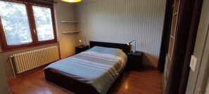 3 Schlafzimmer, Bügeleisen/Bügelbrett, kostenloses WLAN, Bettwäsche