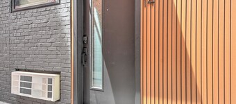 Hotel- Middle of Downtown Bristol, TN. Best location with Reserved Parking