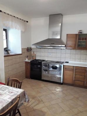 Microwave, oven, stovetop
