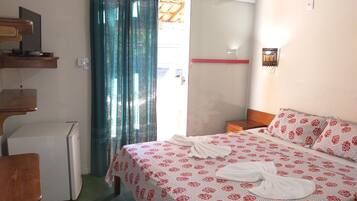 Basic Double or Twin Room, 1 Double Bed, Courtyard View | Free WiFi, bed sheets