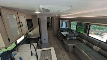 Micro-ondes, plaque de cuisson