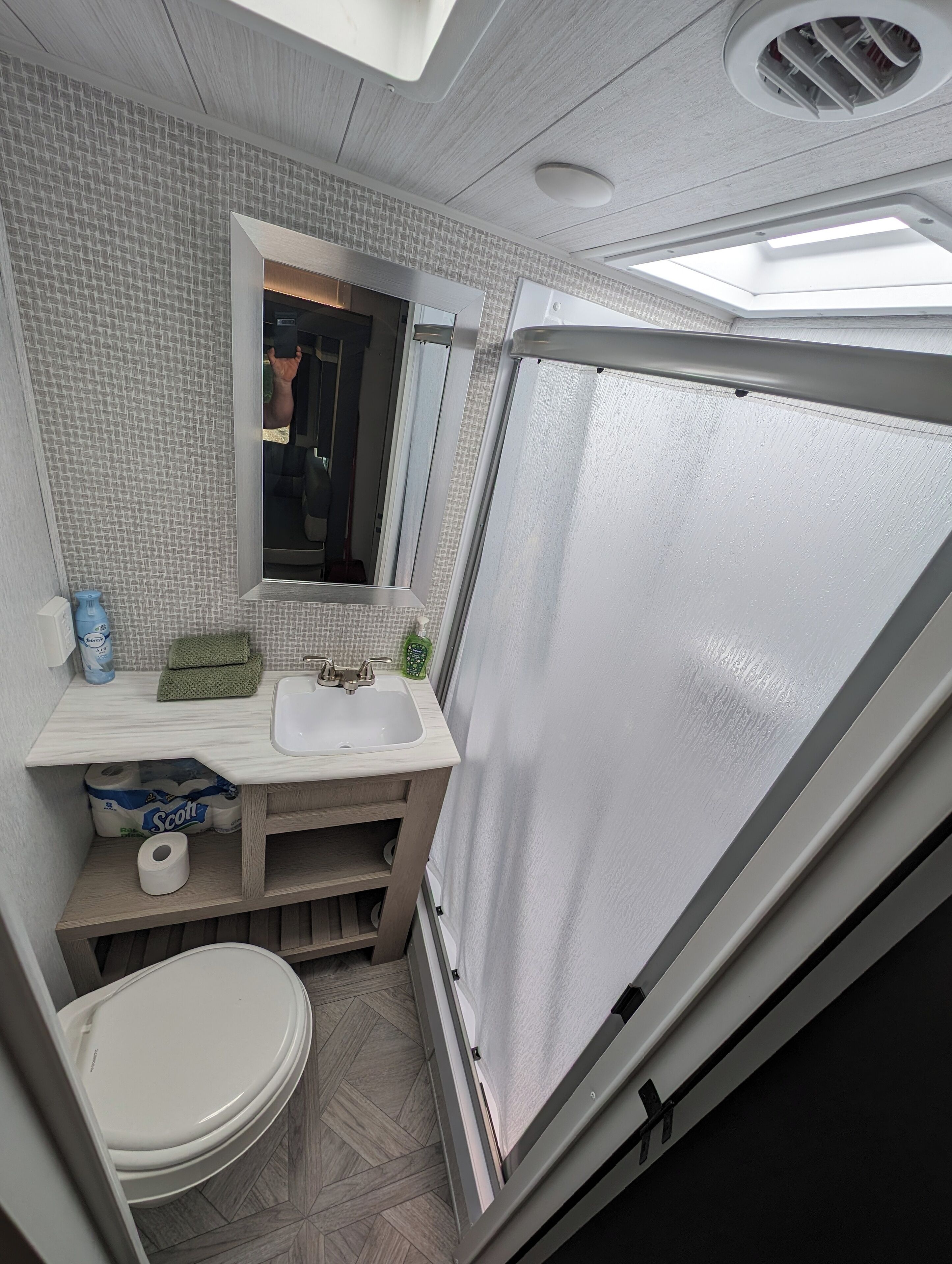 Håndklæder, Sæbe, Toiletpapir