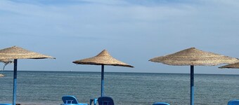 Beautiful vacation apartment in Hurghada by the sea/ pool
