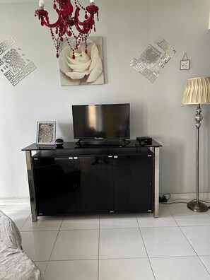 Interior - Bluewata on the Beach Cozy 1-bedroom apartment with WiFi, AC in superb location (Ocho Rios)