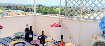 Attico con Terrazza Vista Mare Full Optional