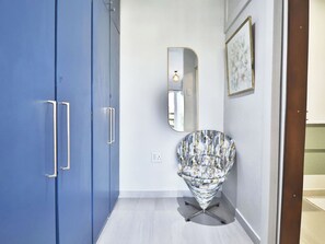 Interior - Botanical @ Salt Shore Studios, superior sea view studio apartment (Hermanus)