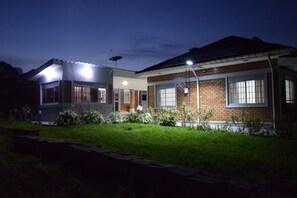 Exterior - Delightful B&B with WiFi in Gulu (GULU)