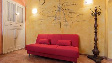 Apartment | Living area | TV