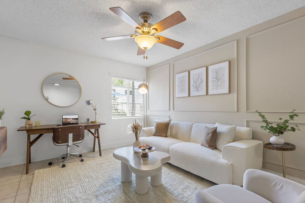 Luxury - 2 blocks from Bayshore  | GYM | POOL | #1