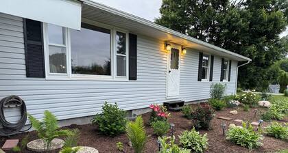 the HUB - Entire House to yourself Board Game theme newly remodeled @ Letchworth