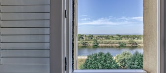 Apartment 'Rincón Muga Soni' with Sea View
