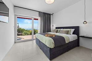 3 Schlafzimmer, Bügeleisen/Bügelbrett, Reisekinderbett, kostenloses WLAN