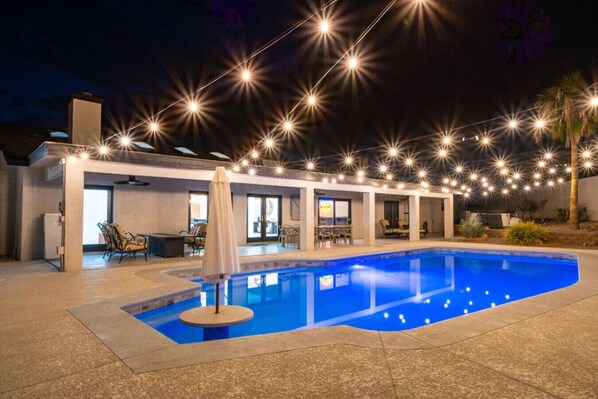 Outdoor pool, a heated pool