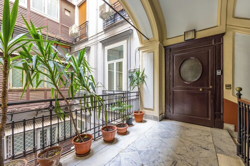 Yellow City Apartment by Wonderful Italy