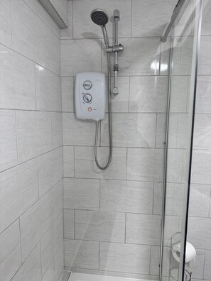 Apartment, Garden View | Bathroom - The Rich Living Apartment  (Manchester)
