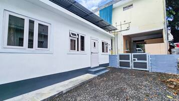 House | Exterior detail