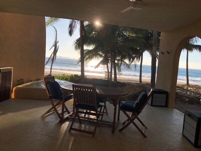 Superb 2-bedroom condo in Playa Blanca with AC, WiFi