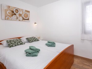 1 makuuhuone, vauvan matkasänky, ilmainen Wi-Fi, vuodevaatteet