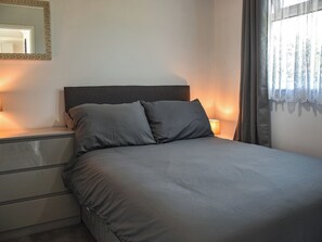 2 Schlafzimmer, Bettwäsche